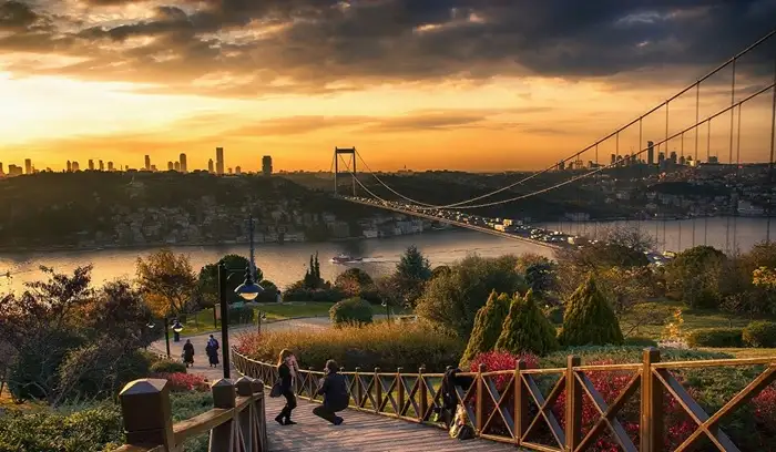 Istanbul Otağtepe Park sunset